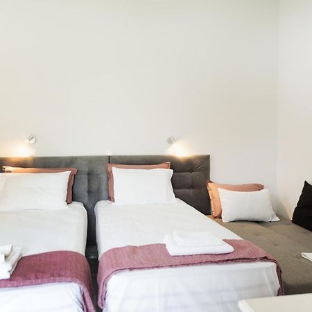 Kates Apartments Кавос Экстерьер фото